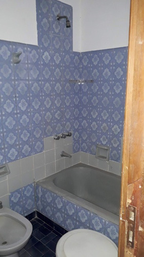 Imagen 7 de 9 de Departamento Tipo Casa En Venta En Lanus Este