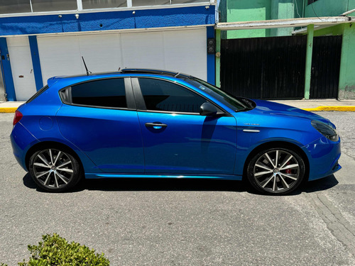Alfa Romeo Giulietta 1.8 Quadrifoglio Verde Ddct At