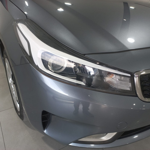 Imagen 9 de 15 de Kia Forte Lx 2017