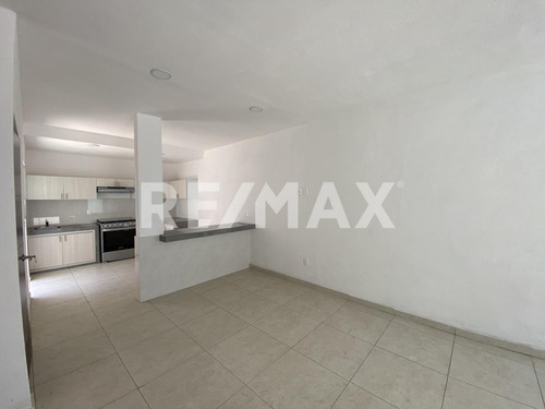 Casa En Venta En Morelos, Otilio Montaño Cuautla