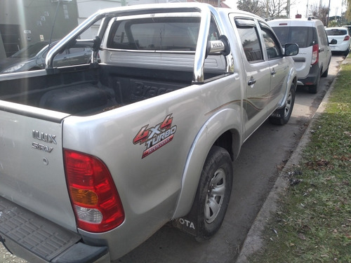 Imagen 7 de 8 de Toyota Hilux 3.0 Cd Sr I 171cv 4x4 2011