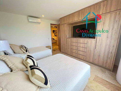 Cad Ikaroa Ph 6. Penthouse De Playa Con Terraza, Alberca, Jacuzzi Privados Y Vista Frontal Al Mar