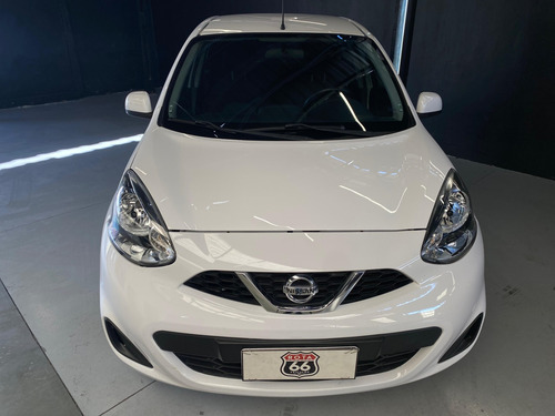Nissan March 1.0 S 12V FLEX 4P MANUAL