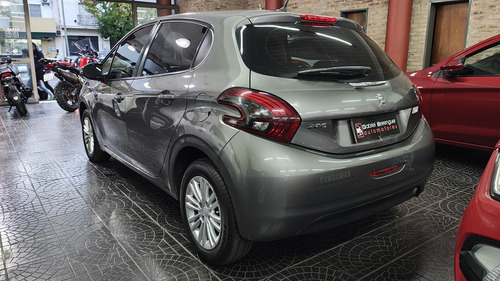 Peugeot 208 1.5 Allure Touchscreen