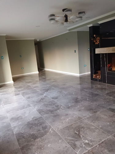Hermosa Casa Nueva En Arriendo!