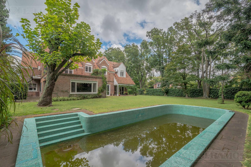 Excelente Lote De 2009 M2 En Lomas Jockey