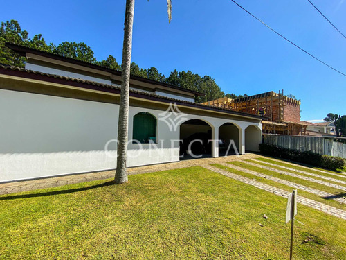 Imagem 6 de 30 de Alphaville 04 - Casa 350m² - 4 Suítes; 6 Vagas; Piscina; Espaço Gourmet Com Churrasqueira; Amplo Living - Cncd904