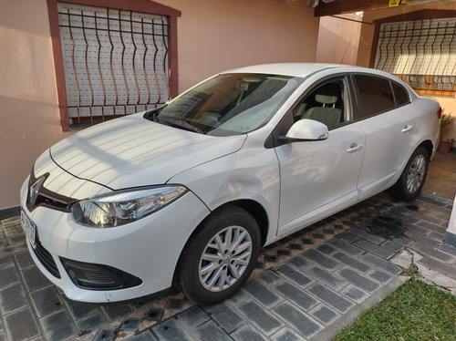 Imagen 1 de 12 de Renault Fluence 1.6 Ph2 Dynamique Pack 110cv 2017
