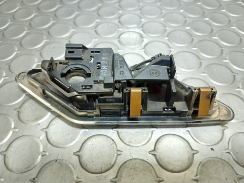 Luz Interior Trasera Derecha Bmw 330i Mod 99-04 Original (Usado)