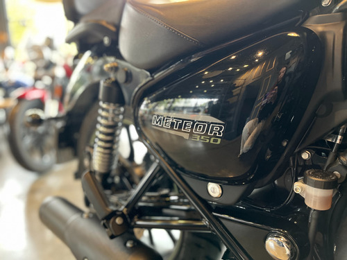 Royal Enfield Meteor 350 Fireball Matt Green Usada