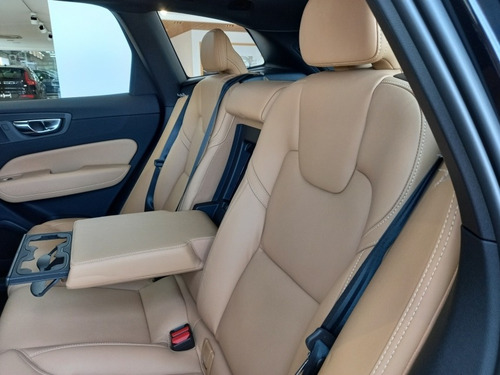 Imagem 15 de 15 de Xc60 T8 Inscription