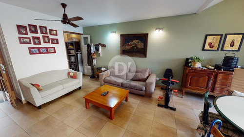 Imagen 7 de 25 de Casa Colonial, Impecable Estado, Con Jardin.