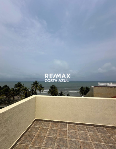 Remax Costa Azul Vende Apartamento Vista Al Mar Edificio Playa Colorada