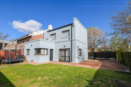 Imagen 22 de 24 de Casa De 2 Dormitorios En Venta Con Quincho Fisherton