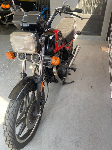 Imagem 3 de 14 de Honda Cb450 1985 Relíquia