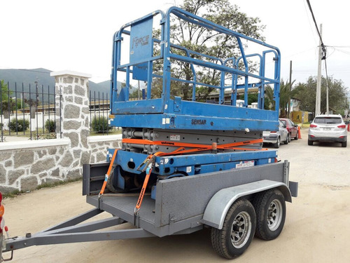 Imagen 4 de 10 de Arriendo Distintos Tipos Plataforma Elevadora Alza Hombre