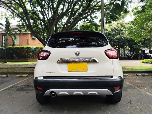 Renault Captur 2.0 Intens Automática