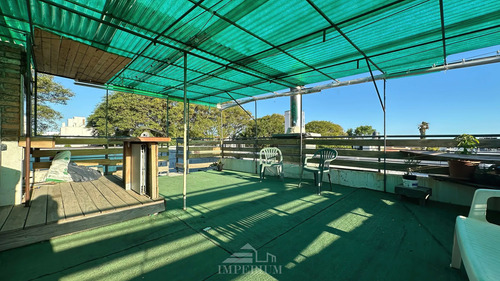 Venta Casa De 5 Dormitorios - Malvin Sur