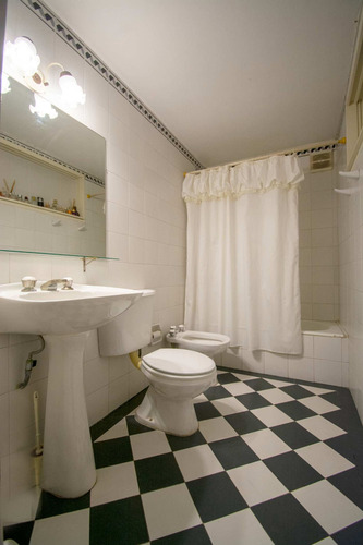 Venta Casa Barrio Santa Rita 6 Amb Lote 1100 M2