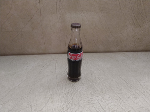 Botellita Miniatura De Coca Cola Botellita (Usado)