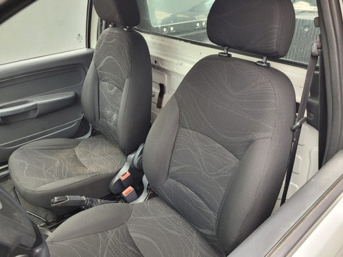 Imagem 7 de 8 de Fiat Strada Strada Working 1.4 Cs Manual Flex