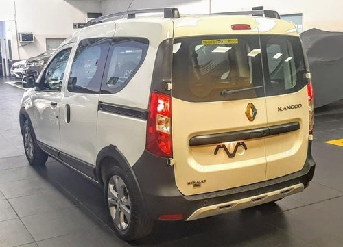 Imagen 16 de 25 de Renault Kangoo Stepway 1.6 5a 0km Anticipo $1.450.000 (lf)
