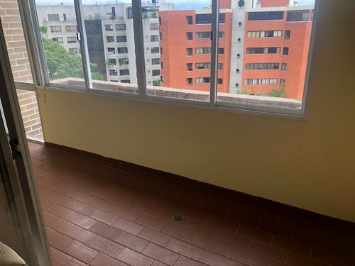 Imagen 6 de 17 de Venta Apto Calle Exclusiva Colinas De Valle Arriba