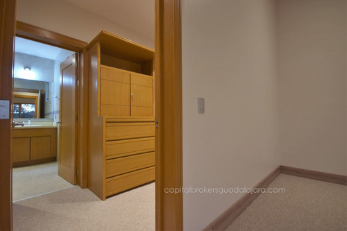 Casa De Lujo En Venta En Puerta De Hierro
