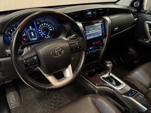 Toyota Hilux SW4 2.7 SR 4X2 16V FLEX 4P AUTOMÁTICO