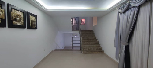 Town House C.r. Fontana Villas Blue/juanico Ve02-1245sj-ecam