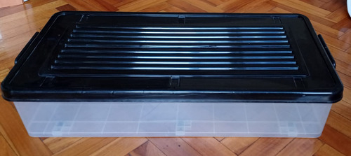 Contenedor Bajocama Con Ruedas-73x35x15cm - 40 Ltr- No Envío (Usado)