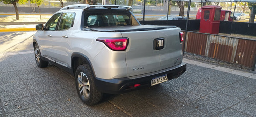 Imagen 3 de 19 de Fiat Toro 2.0 Volcano 4x4 At