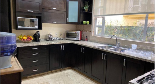 Casa Venta En Metepec En Residencial Con Vigilancia Y Control De Acceso A 5 Min De Galerías Metepec Con Alberca, Gym Y Padel.