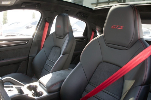 Imagen 11 de 12 de Porsche Cayenne Gts Coupe