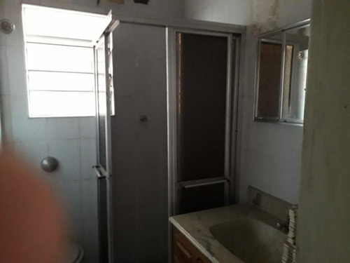 Sobrado À Venda Com 3 Dormitórios E Uma Edícula No Jd. Ivone - So6842