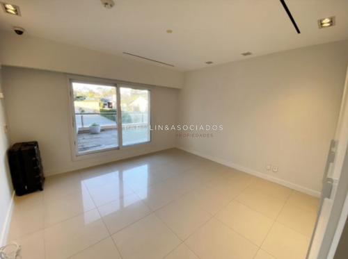 Espectacular Residencia Frente Al Mar!- Ref: 2742