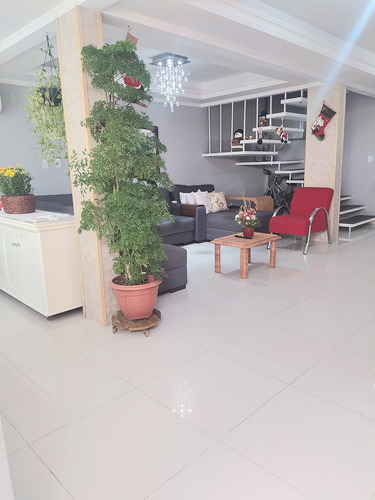 Imagem 3 de 14 de Venda Casa 6 Quartos No Bairro Centro