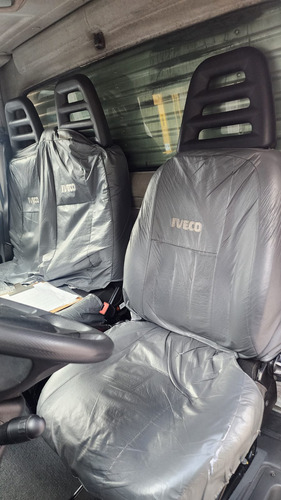 Iveco Daily City 30s13 Bau Aluminio 3,90m Com Maleiro
