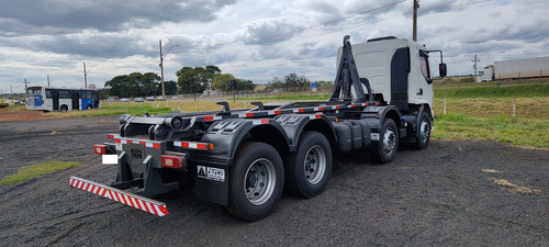 Volvo Vm 330 8x2 2020 Rolon
