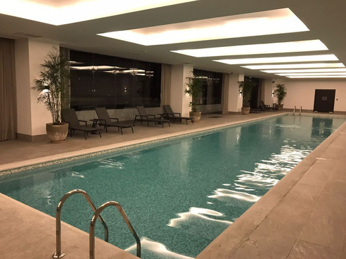 Renta En Bosque Real The Oaks, La Vista Y Five