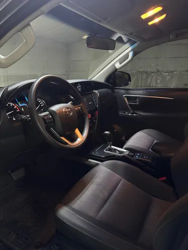 Toyota Fortuner 2.7l