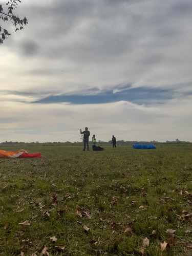 Imagen 8 de 10 de Parapente En Buenos Aires
