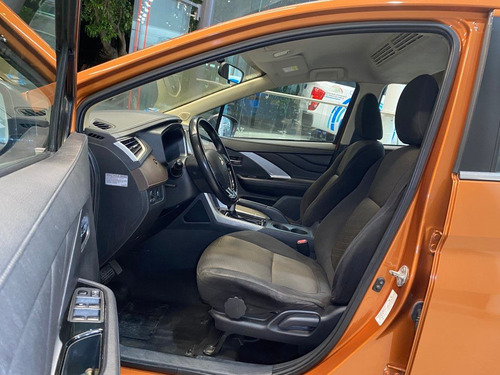 Mitsubishi Xpander 1.5 Xpander Cross At
