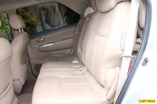 Toyota Fortuner 2.7 SR5 4x2 AT