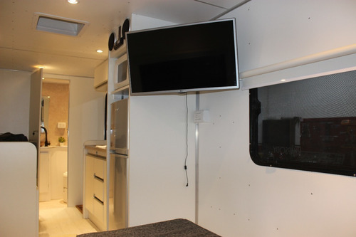 Imagen 22 de 25 de Casa Rodante Modelo Americano De 5,50mt Homologada