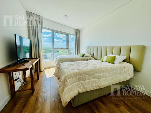 Venta : Apartamento 2 Dormitorios Torre Trump Playa Brava Punta Del Este