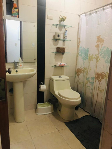 Imagen 2 de 12 de Precioso Apartamento En Alma Rosa Primera
