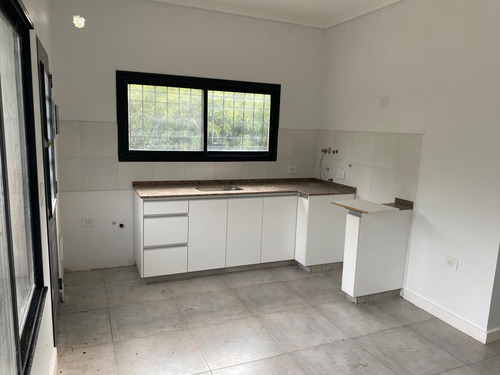 Casa En Venta Tipo Duplex 3 Ambientes Pilar - Financiado