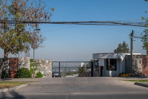 Imagen 25 de 25 de Casa En Condominio,680m2 Terreno,piscina(alvaro Casanova)