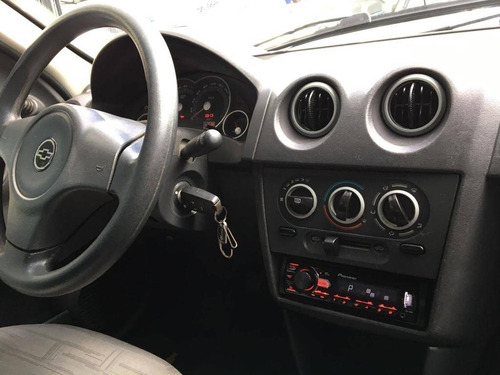 Imagem 8 de 9 de Chevrolet Prisma 1.4 Mpfi Maxx 8v Flex 4p Manual